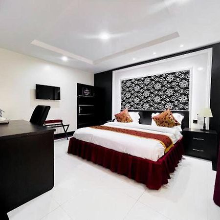 Pasadena Suites Lekki Exterior photo