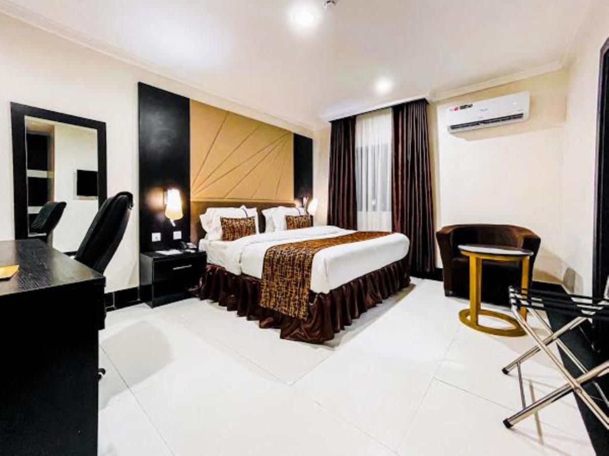 Pasadena Suites Lekki Exterior photo