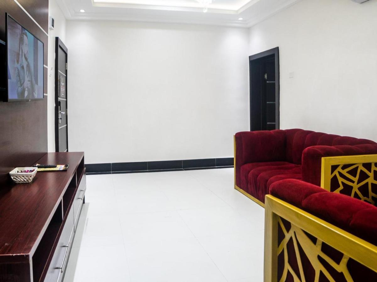 Pasadena Suites Lekki Exterior photo